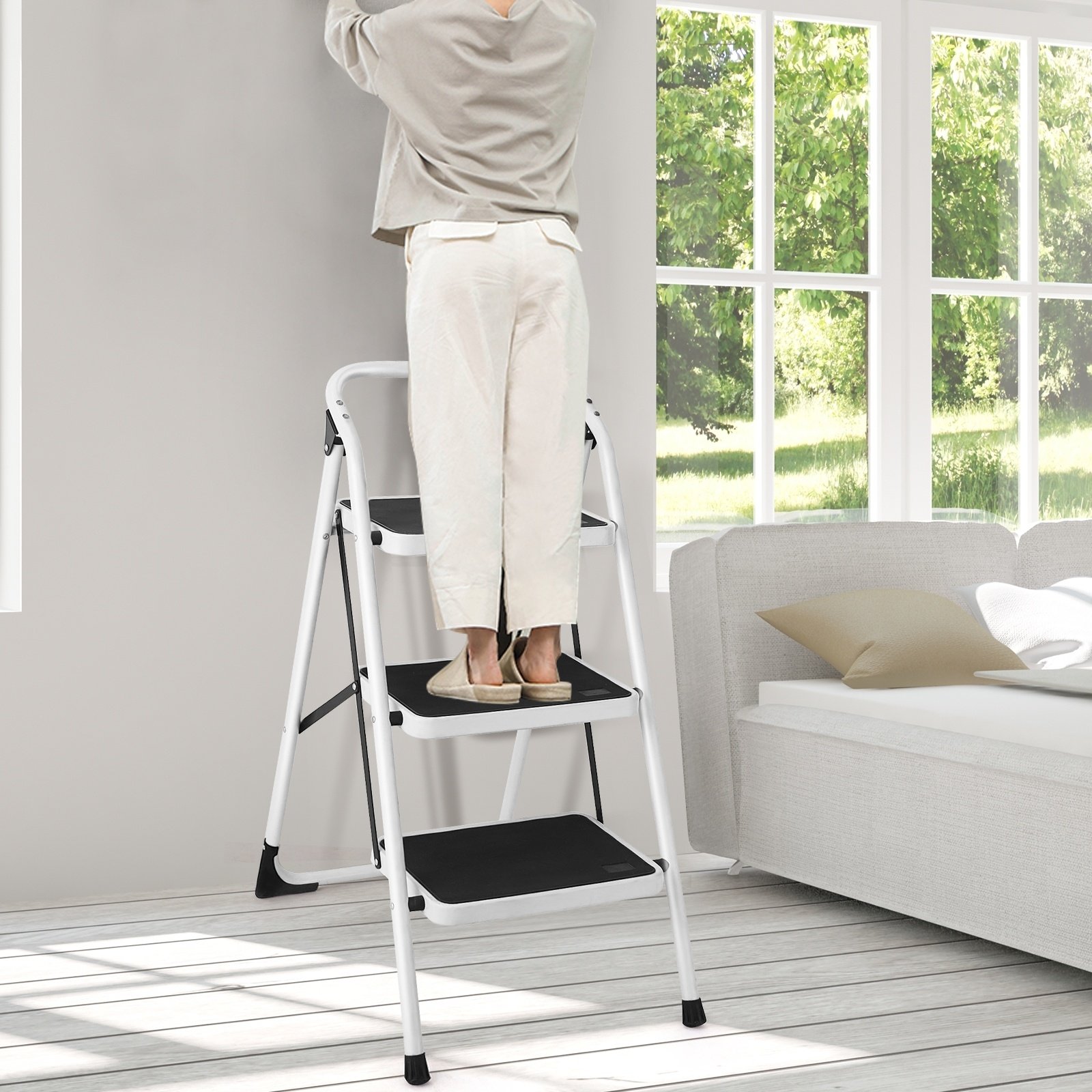 Folding 3-Step Ladder With Handgrip And Anti-Slip Platform - Image 8