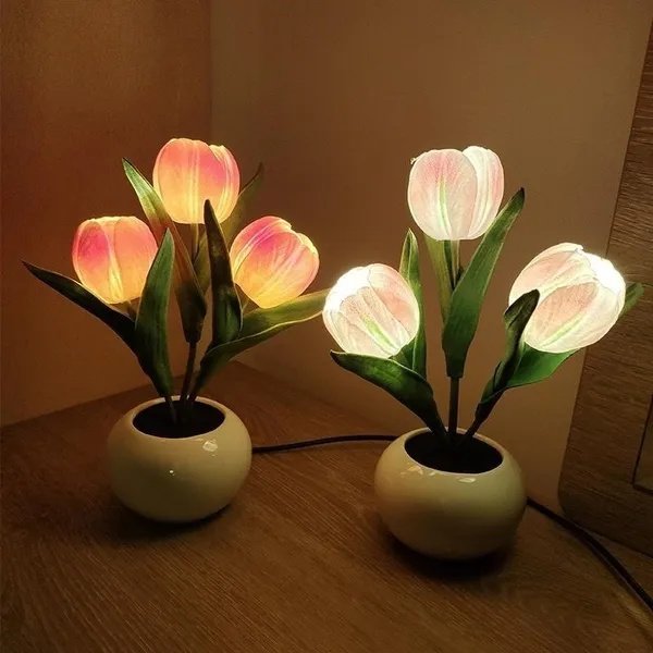 Tulip Lamp - LED Replica Tulip Table Lamp With Flower Vase For Desktop Decoration. Suitable For Home, Living Room, Desktop Decoration, Holiday Gifts, Atmosphere Decoration Lamps. Powered By USB